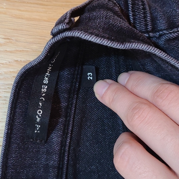 Aritzia Denim Forum Skinny Jeans - Picture 3 of 4